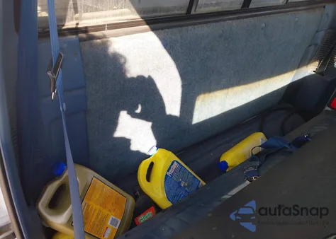 1994 Ford F150 z USA, uszkodzony, nr VIN 2FTEF14Y4RCA52098